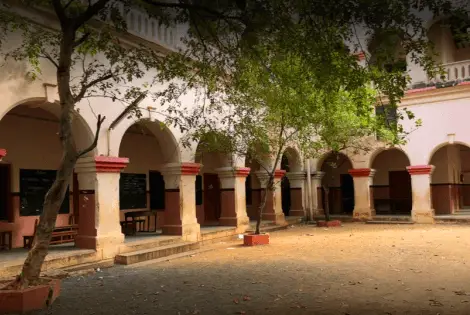 top 10 oldest school in India